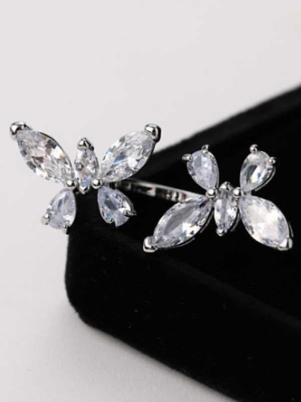 Double butterfly translucent light luxury ring